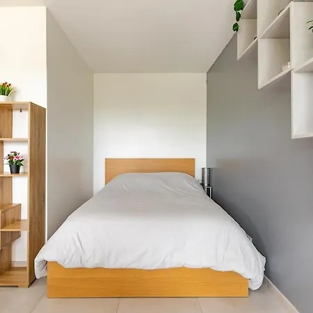 1 Piece Tres Chaleureux Apartment Louviers